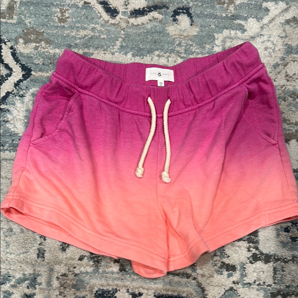 Lou & Grey Pink and Orange Athletic Shorts Gradient Design